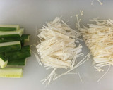茄子と胡瓜とエノキのピリ辛オイスター炒め作り方3写真