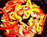 鶏肉のピリ辛バジル炒め！パットガパオ作り方4写真