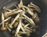 チアシードとしめじのコンソメスープ作り方3写真