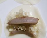餃子の皮でウインナーロール作り方4写真