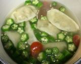 オクラとトマトのふわとろスープ餃子作り方6写真