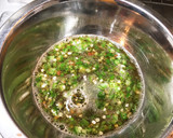 夏の定番！梅とオクラのとろろ冷やしうどん作り方5写真