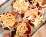 お弁当に。生姜焼き用のお肉でポークピザ作り方2写真