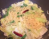 時短!中華麺でつくるペペロンチーノ作り方5写真