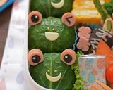 【キャラ弁】カエルのおにぎり弁当作り方6写真