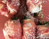 ブロッコリーの茎もおいしく豚肉巻♡チーズ作り方3写真