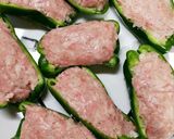肉汁ジュワー！簡単ピーマンの肉詰め☆作り方6写真