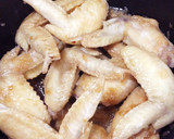 かんたん！手羽先肉のたまねぎソース添え♡作り方5写真