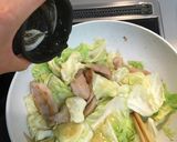 キャベツと豚トロのにんにく炒め作り方4写真