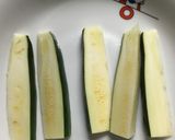 ズッキーニ食べさせ隊☆もやしの豚肉巻き作り方1写真