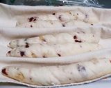 クランベリーとマカダミアとクリチのパン作り方12写真
