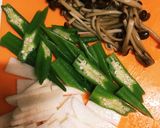 豚肉ネバネバ炒めおろしポン酢のせ作り方1写真
