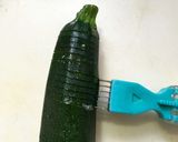ズッキーニの塩もみゴマ油和え作り方1写真