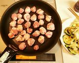 豚こま切れ肉とズッキーニの甘酢炒め作り方5写真