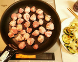 豚こま切れ肉とズッキーニの甘酢炒め作り方5写真