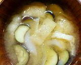 茄子と玉ねぎと油揚げのお味噌汁作り方6写真