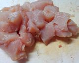簡単ランチ！レタスとピーマン鶏肉のスープ作り方3写真