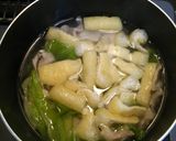 レタスと豚こまのお味噌汁作り方4写真