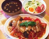 皮パリパリチキンを乗せたナストマトパスタ作り方15写真