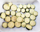簡単で美味♡揚げ餃子と夏野菜の甘酢和え♡作り方1写真