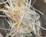 豚ひき肉で☆簡単！もやしの肉味噌和え♡作り方1写真
