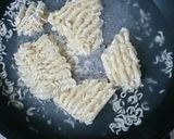 ｻｯﾎﾟﾛ一番で挽き肉の甘辛麺♪作り方3写真