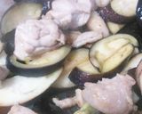 簡単で美味しい♪鶏ナス炒め！作り方3写真