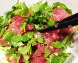 まぐろとパクチーの和え物作り方4写真