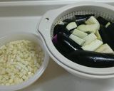 離乳食中期☆茄子作り方1写真