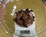 ★ガトー・ショコラのミルククリーム添え♪作り方1写真