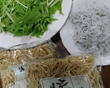 超簡単！大磯屋じゃこと水菜のゆかり焼そば作り方1写真