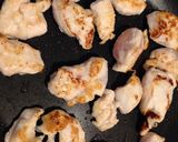 簡単♥️やわらか鶏むねの味噌マヨソース作り方4写真