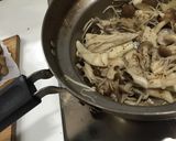 4種のきのこのバター醤油スープ作り方2写真