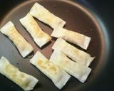 余ったワンタンの皮でコーンマヨ焼き☆作り方7写真
