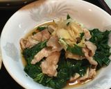 モロヘイヤ茹でて、豚肉焼いて麺つゆで作り方1写真