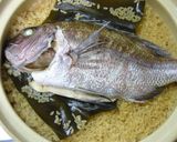 旅先で釣った鯛で、鯛めし。作り方5写真