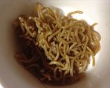 お焦げが最高！納豆&焼きそばのそば飯作り方2写真