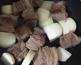 牛バラ肉と野菜の赤ワイン煮込み作り方4写真