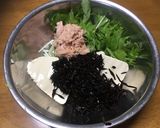 【栄養抜群☆】ひじきと豆腐と水菜のサラダ作り方1写真