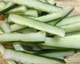 簡単♪鶏胸肉と細切り胡瓜のスタミナ炒め作り方1写真