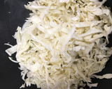 カンタン！キャベツと油揚げのみそ炒め♡作り方1写真
