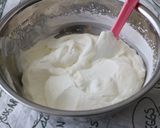 ヨーグルトクリームで　桃のトライフル作り方2写真