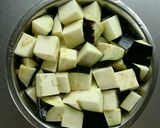 簡単ジューシー☆米なすの梅照り焼き。作り方1写真