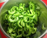 みそ味がクセになる♪ゴーヤチャンプルー作り方1写真