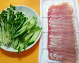 超簡単！生ハムのかいわれキュウリ巻☆作り方1写真