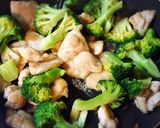 鶏むね肉とブロッコリーの簡単炒め作り方12写真