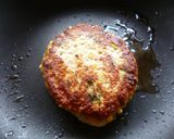 薬味たっぷり!サッパリ夏の鶏ハンバーグ♪作り方3写真