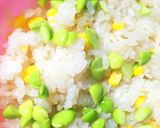 華やか♡白だしごま油香る枝豆コーンむすび作り方3写真