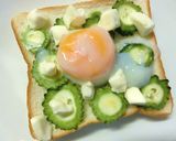 ゴーヤ×温泉卵のあっさり塩昆布和トースト作り方4写真