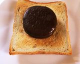 乗せて塗るだけ♡チョコパイトースト作り方1写真